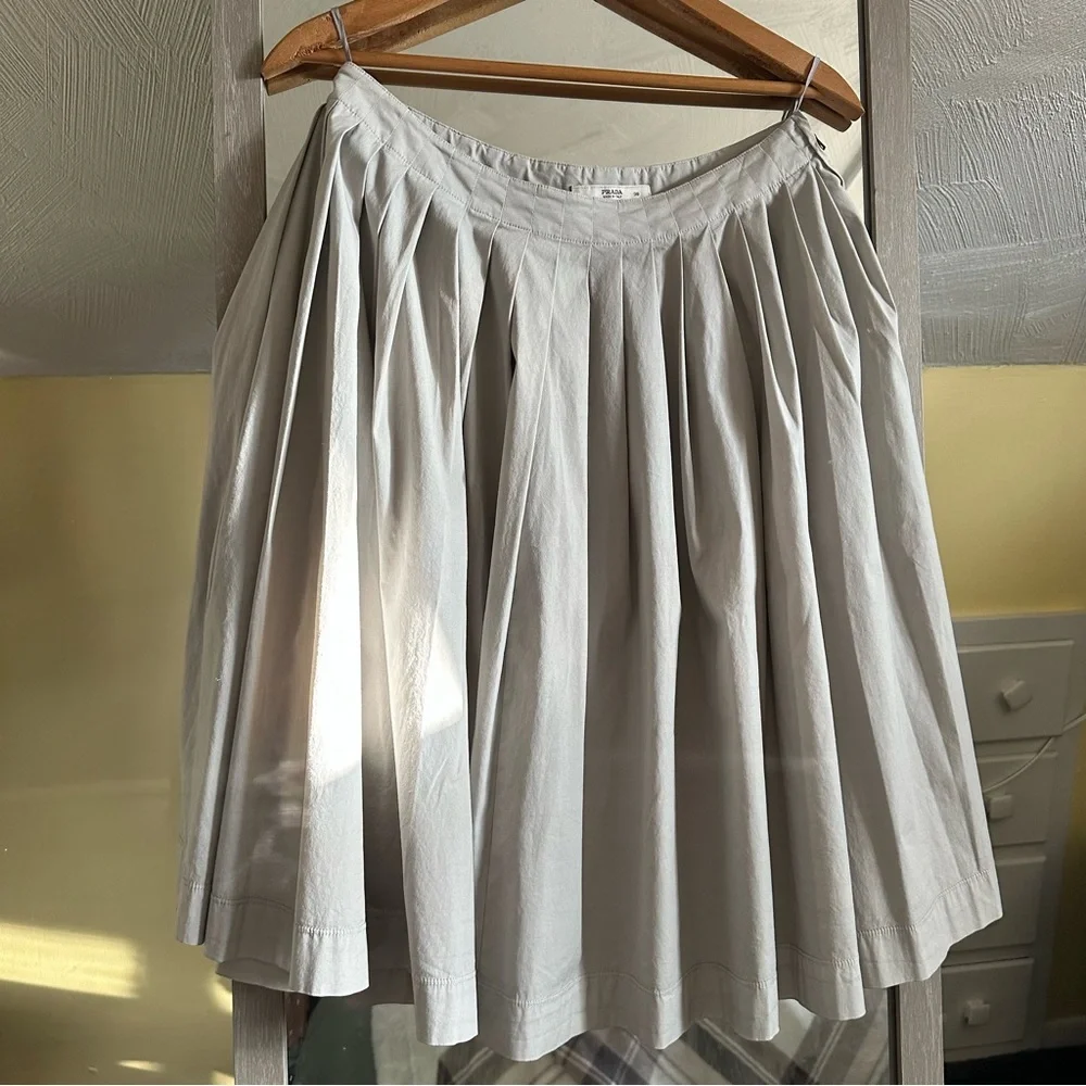 Prada Gray Pleated Above Knee Skirt A-line 38 Authentic Italy Y2K Designer XS - Picture 1 of 10